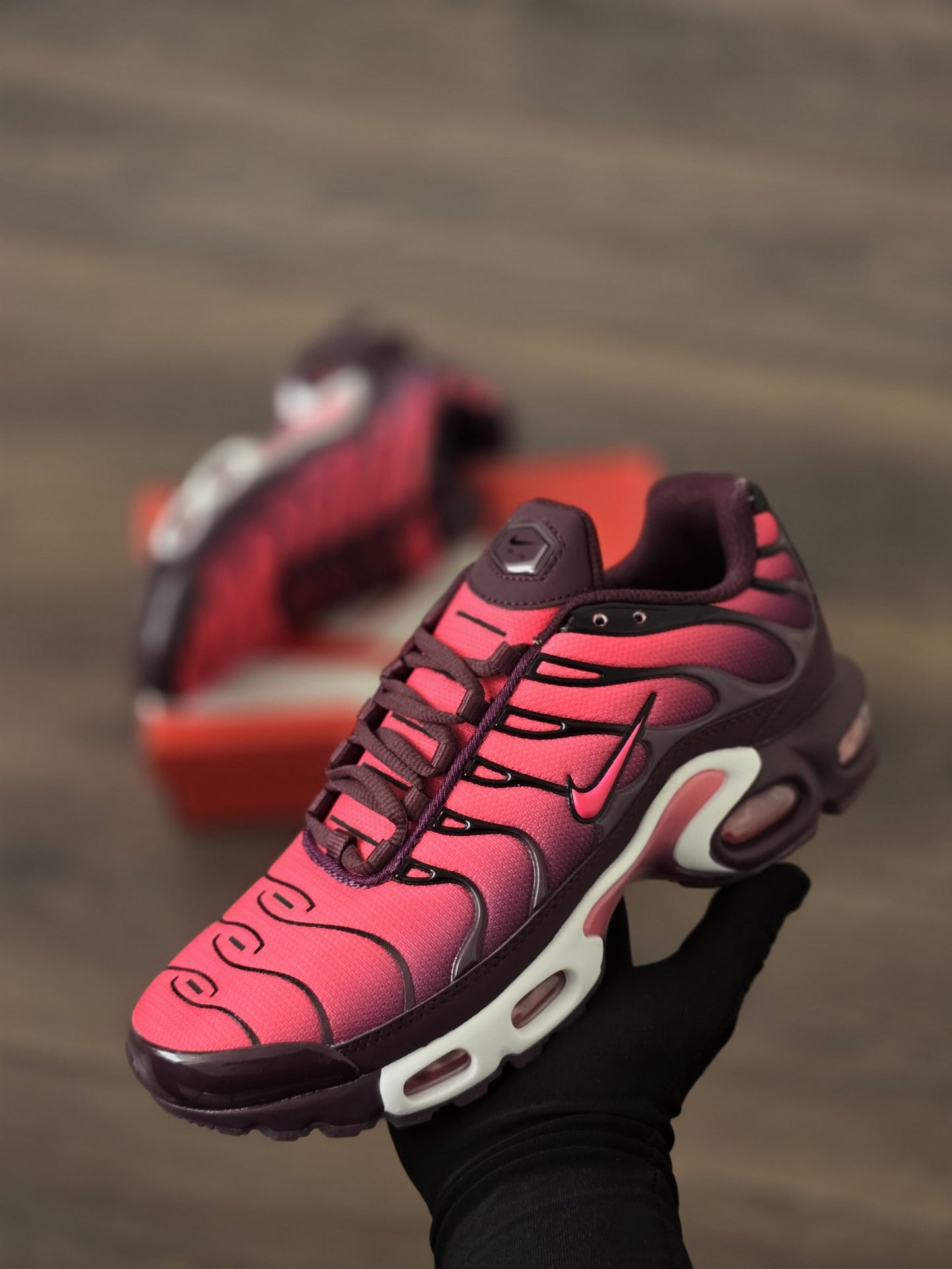 Nike TN Rosa Burdeos