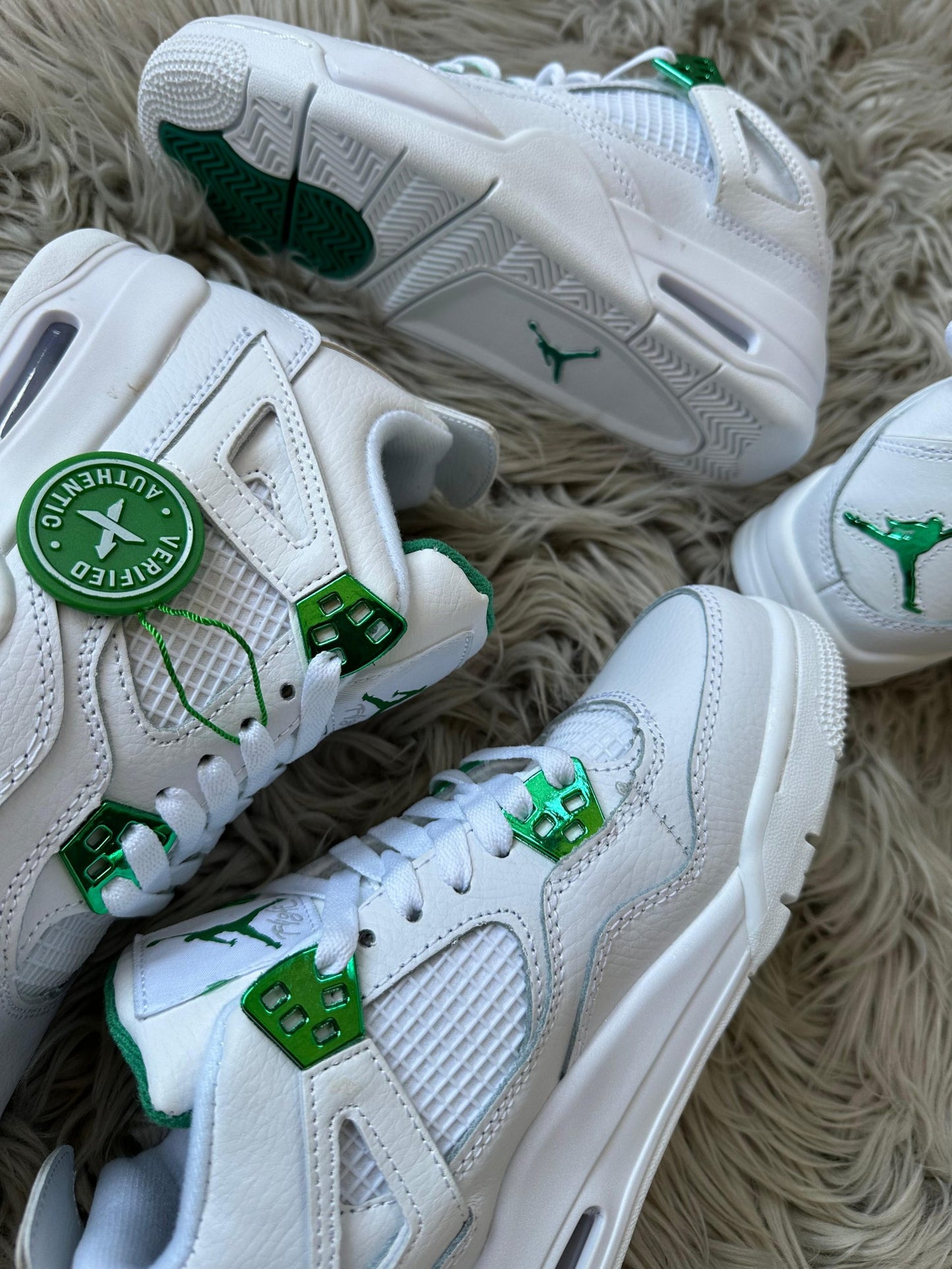 Jordan Retro 4 Verde Metálico
