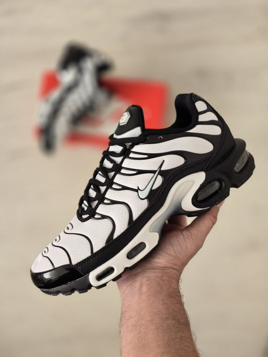 Nike TN Oreo