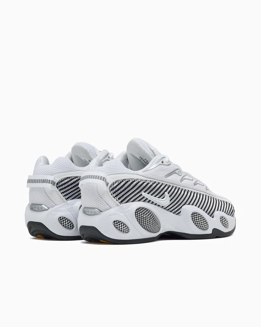 Nike Nocta Glide Blanco Negro