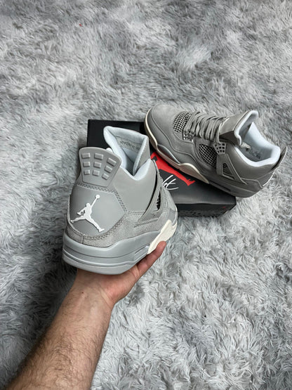 Jordan Retro 4 Gris