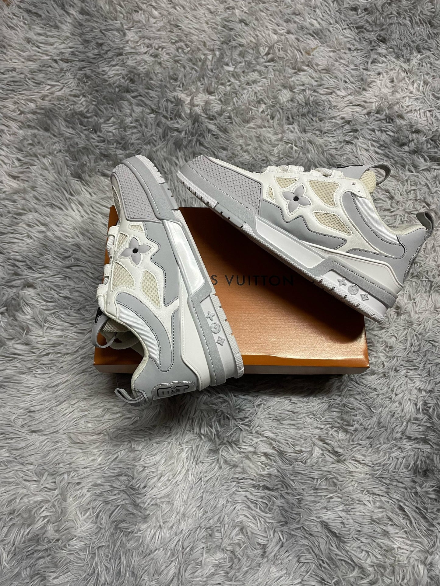 Louis Vuitton Skate Gris Blanco