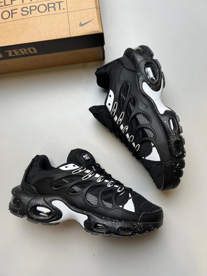 Nike Terrascape Negro Logo Blanco