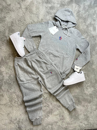 Chandal Moncler Gris Humo