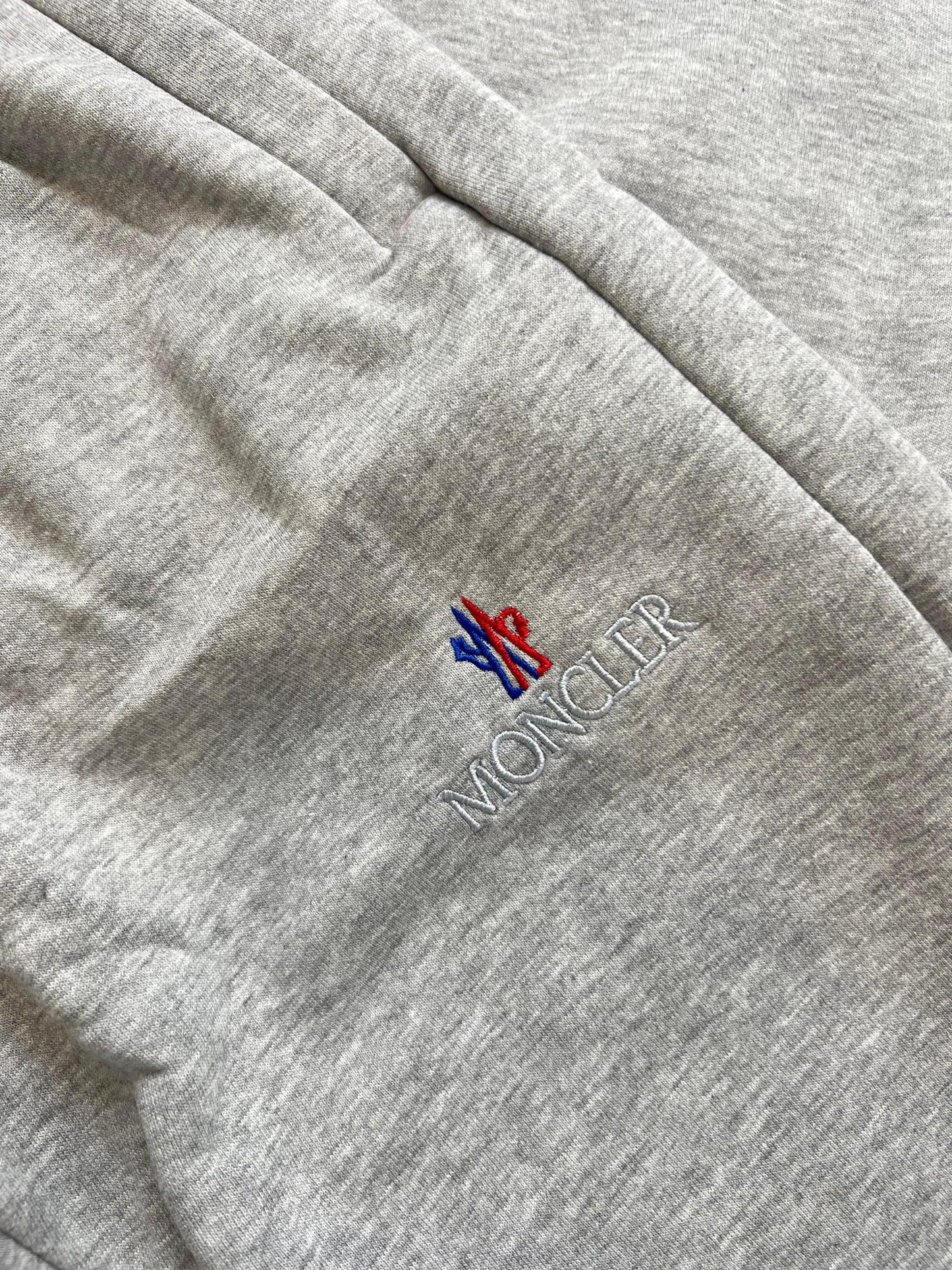 Chandal Moncler Gris Humo