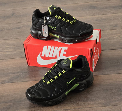 Nike TN Negro Logo Verde