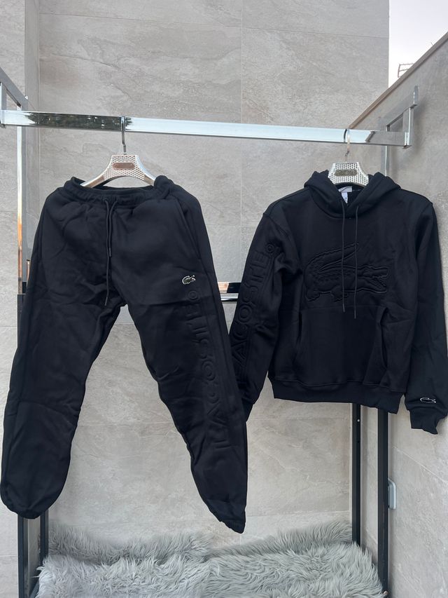 Chandal Lacoste Negro Logo Grande