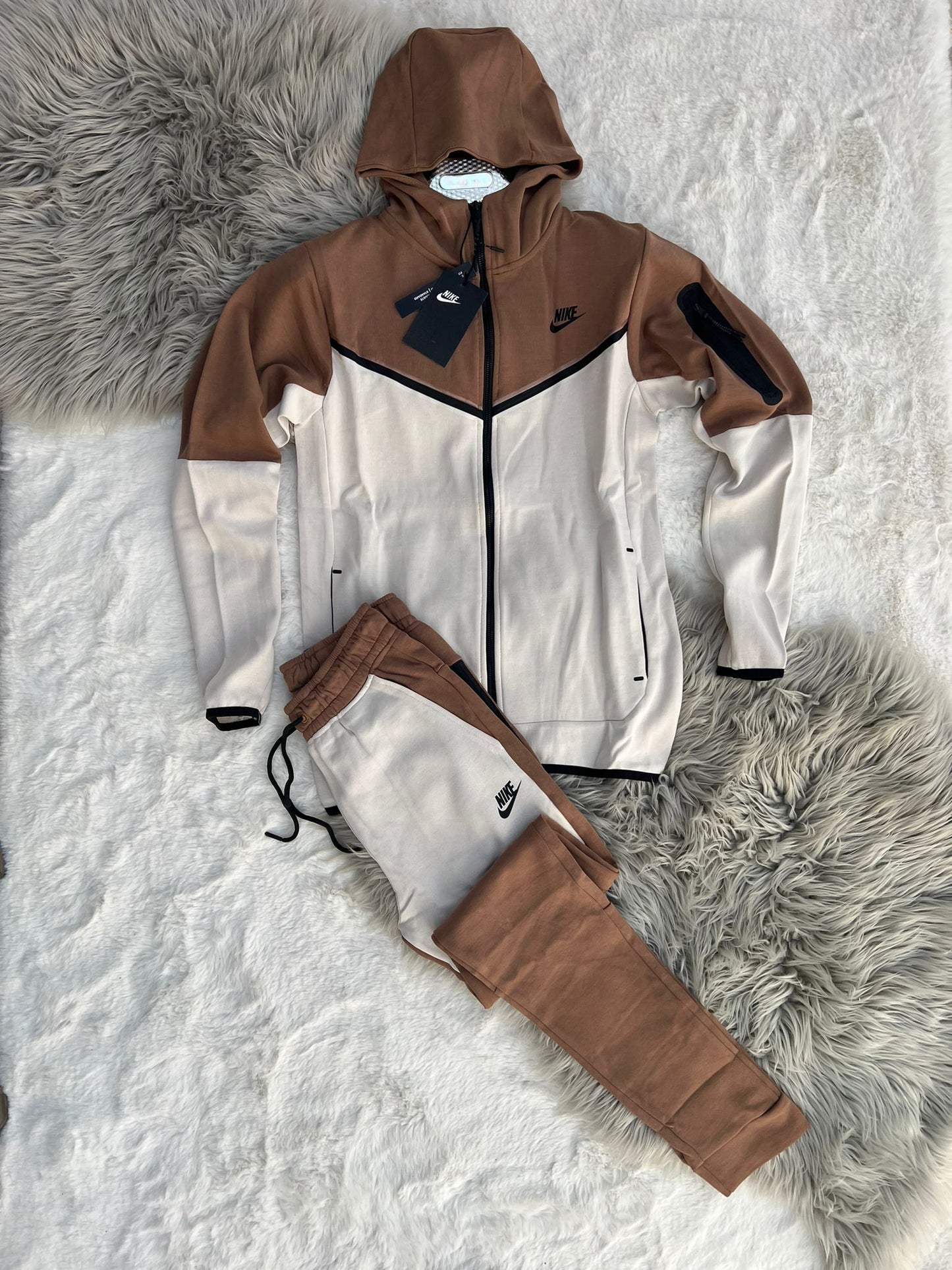 Chandal Nike Tech Fleece Marron Gris