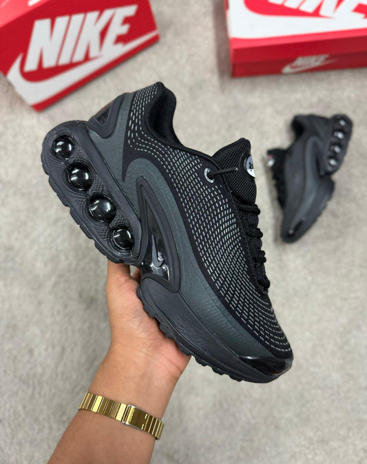 Nike Air Max DN Negro
