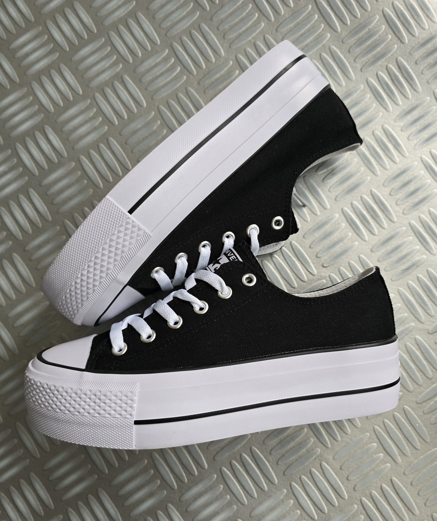 Converse Negro Tela