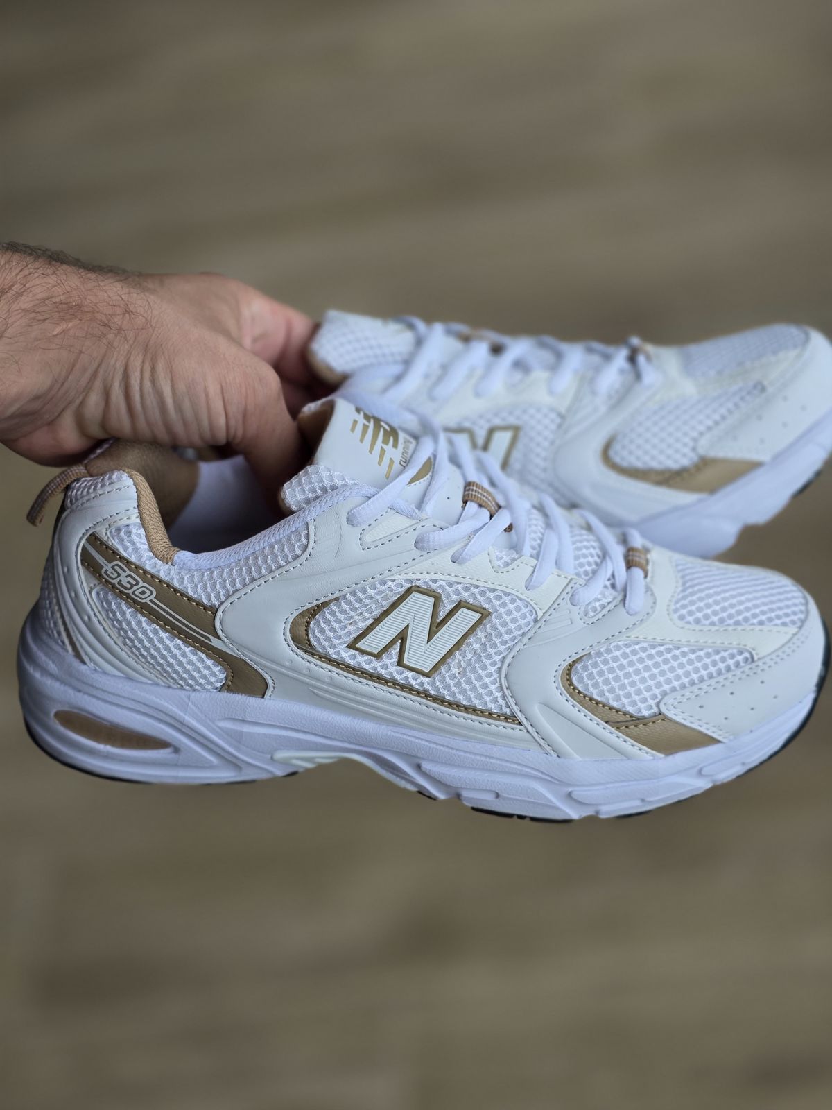 New Balance 530 Blanco Oro