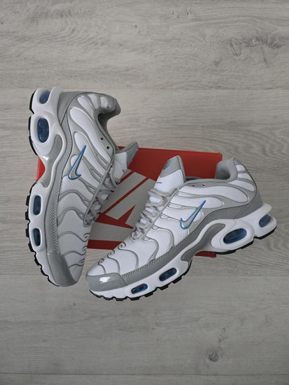 Nike TN Blanca Gris Logo Azul