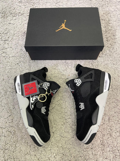 Jordan Retro 4 Negro Blanco Suela Gris