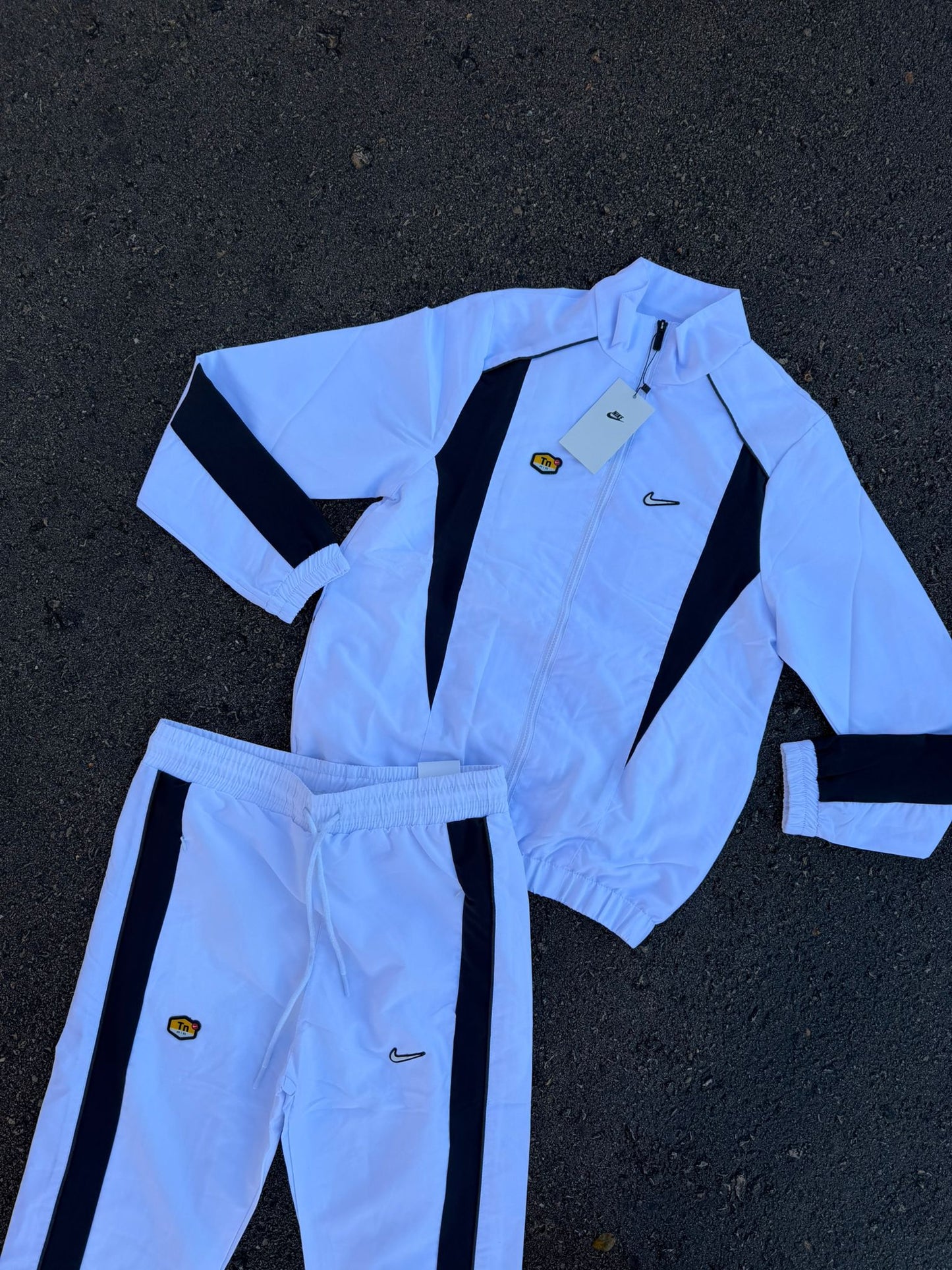 Chandal Nike TN Blanco Negro