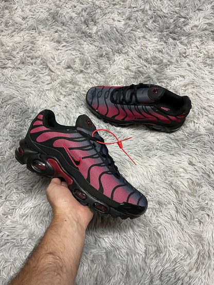 Nike TN Red Venom
